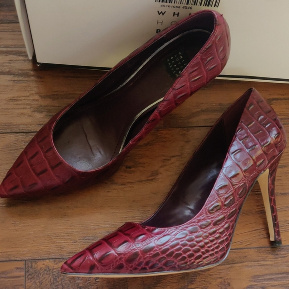 White House Black Market Heels - Picture 2 of 8